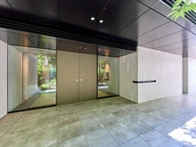 【神奈川県/川崎市中原区新丸子町】プラウド新丸子 エントランス