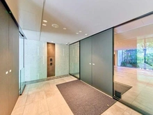 【神奈川県/川崎市中原区新丸子町】プラウド新丸子 エントランス