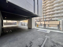 【神奈川県/川崎市中原区新丸子町】プラウド新丸子 駐車場