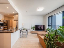 【神奈川県/川崎市中原区市ノ坪】シティタワー武蔵小杉 リビング・ダイニング