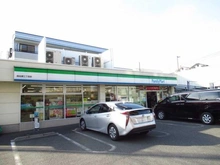 【神奈川県/川崎市幸区南加瀬】サーパス日吉 ファミリーマート南加瀬三丁目（現地より約1,039m）