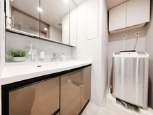 【神奈川県/川崎市中原区新丸子町】プラウド新丸子 洗面所