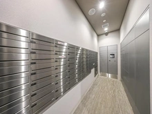 【神奈川県/川崎市中原区新丸子町】プラウド新丸子 メールBOX