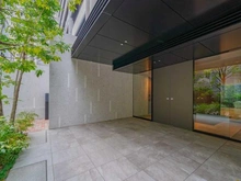 【神奈川県/川崎市中原区新丸子町】プラウド新丸子 エントランス