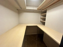 【神奈川県/川崎市中原区丸子通】エクセルシオール新丸子 収納：ウォークインクローゼット