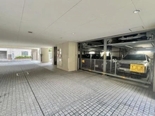 【東京都/文京区本郷】プラウド本郷ヒルトップ 駐車場