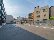 【神奈川県/川崎市中原区木月】プラウド元住吉ウエスト 駐車場