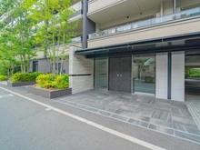 【神奈川県/川崎市中原区木月】プラウド元住吉ウエスト エントランス