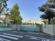 【神奈川県/川崎市中原区木月】プラウド元住吉ウエスト  川崎市立住吉小学校（現地より約650m）