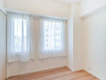 【神奈川県/川崎市宮前区東有馬】セザール第三鷺沼 洋室