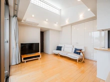 【神奈川県/川崎市中原区下小田中】プラウド武蔵中原 リビング