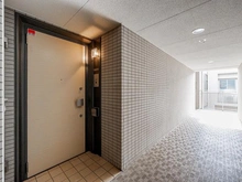 【神奈川県/川崎市中原区下小田中】プラウド武蔵中原 玄関