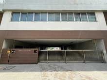 【神奈川県/川崎市中原区丸子通】シティハウス多摩川テラス  川崎市立上丸子小学校（現地より約370m）：