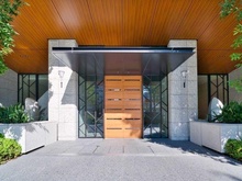 【神奈川県/川崎市中原区小杉町】パークシティ武蔵小杉ザガーデンタワーズイースト エントランス