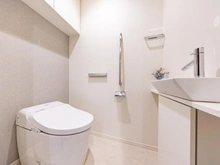 【神奈川県/川崎市中原区小杉町】パークシティ武蔵小杉ザガーデンタワーズイースト トイレ