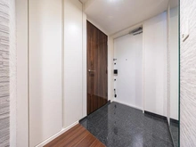 【神奈川県/川崎市中原区小杉町】パークシティ武蔵小杉ザガーデンタワーズイースト 玄関