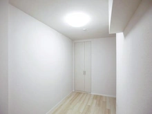 【神奈川県/川崎市川崎区小田栄】アイランドグレース 洋室：約5.3帖