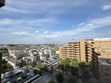 【東京都/国分寺市東恋ヶ窪】デュオ・フィールズ　グローヴシティ 眺望：9階共用廊下から