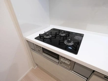 【東京都/国立市北】クレッセント国立・ディアナプレイス キッチン：三口コンロ