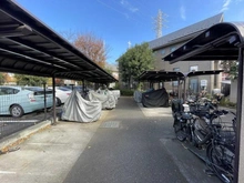 【東京都/国立市富士見台】グランソシエ国立 イーストウイング バイク置き場