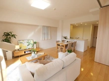 【東京都/立川市西砂町】ソルヴィエントメイツ西武立川 リビング・ダイニング