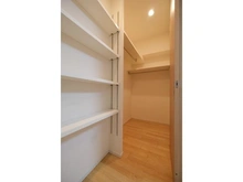 【東京都/立川市西砂町】ソルヴィエントメイツ西武立川 収納