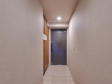 【東京都/国分寺市東恋ヶ窪】ザ・パークハウス国分寺四季の森　G棟 ガーデン街区 玄関