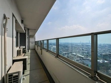 【兵庫県/神戸市東灘区住吉東町】住吉川リバーサイドフォーラム バルコニー：ワイドバルコニーです。スロップシンクもございます。