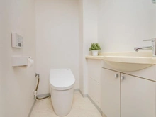 【兵庫県/神戸市東灘区住吉東町】ステイツ住吉川グレイスコート トイレ：手洗い付きのトイレ