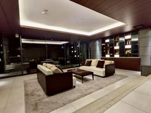 【兵庫県/芦屋市東山町】プラウド芦屋東山 ラウンジ