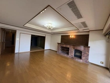【兵庫県/芦屋市奥山】ロマネスク芦屋ガーデン リビング・ダイニング