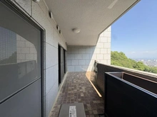 【兵庫県/芦屋市奥山】ロマネスク芦屋ガーデン バルコニー