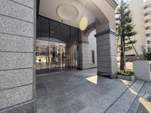 【兵庫県/神戸市東灘区本山南町】コスモシティ神戸本山 B棟 エントランス