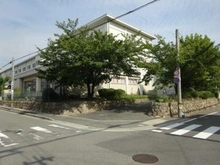 【兵庫県/芦屋市川西町】ヒルズ芦屋川グレースコート 芦屋市精道中学校（現地より約2,200m）