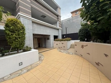 【兵庫県/神戸市灘区大石東町】アークレジデンス六甲道 エントランス