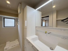 【兵庫県/西宮市下葭原町】ファミール西宮・夙川公園 洗面室