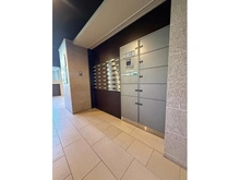 【兵庫県/神戸市東灘区岡本】エヌヴィ西岡本レジデンス 宅配BOX