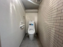 【兵庫県/神戸市東灘区向洋町中】RICイーストコート5番街 141号棟 トイレ
