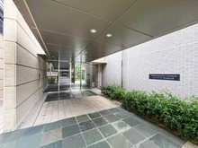 【大阪府/吹田市垂水町】ステイツグラン吹田垂水町 アプローチ