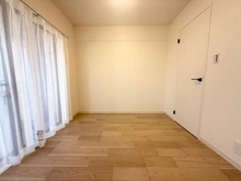 【兵庫県/西宮市南昭和町】グリッター西宮北口 洋室