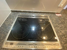 【兵庫県/神戸市中央区新港町】ベイシティタワーズ神戸WEST キッチン：IHクッキングヒーターです