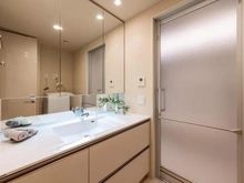 【兵庫県/神戸市東灘区住吉東町】住吉川リバーサイドフォーラム 洗面室：※家具調度品等は販売価格に含まれません。