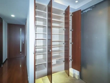 【兵庫県/神戸市東灘区住吉本町】プラウド住吉本町 玄関：収納