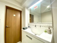 【兵庫県/西宮市苦楽園五番町】苦楽園アーバンライフ 1号棟 洗面室