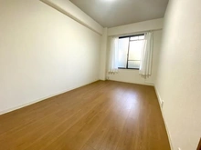 【兵庫県/西宮市苦楽園五番町】苦楽園アーバンライフ 1号棟 サービスルーム（納戸）