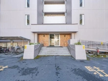 【東京都/足立区梅田】梅田マンション B棟 エントランス