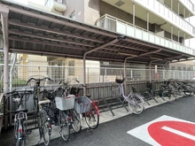 【埼玉県/春日部市中央】クラーク春日部壱番館 駐輪場