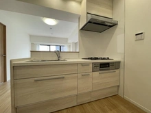 【埼玉県/春日部市中央】クラーク春日部壱番館 リビング・ダイニング