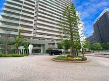 【東京都/足立区西新井栄町】ザ・ステージオガーデンフロントタワー エントランス：車寄せ