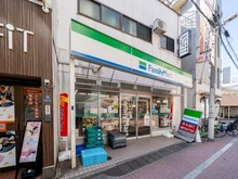 【東京都/足立区中川】パークホームズ亀有ガーデンズコート ファミリーマート 亀有五丁目店（現地より約80m）